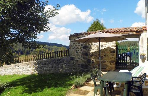 Saint-Julien-d'Ance House | Holiday Home Le Haut d'Ancette by Interhome