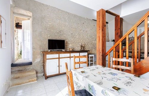 Romegoux House | Holiday Home 'L' Oléronaise' with Private Terrace and Private Garden