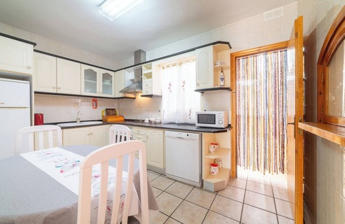 Nijar House | Holiday Home 'La Buganvilla' with Private Terrace, Private Garden and Air Conditioning