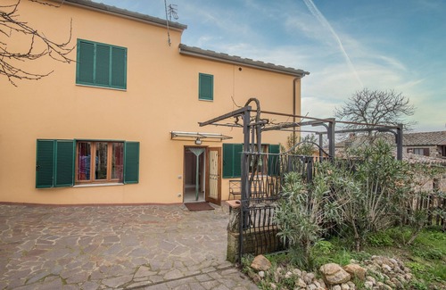 Lama House | Holiday Home "La Casa di Gloria" with Terrace