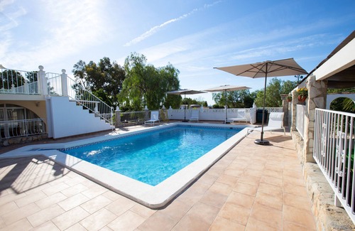 Mutxamel House | Holiday Home 'La Casita' with Sea View, Wi-Fi and Air Conditioning
