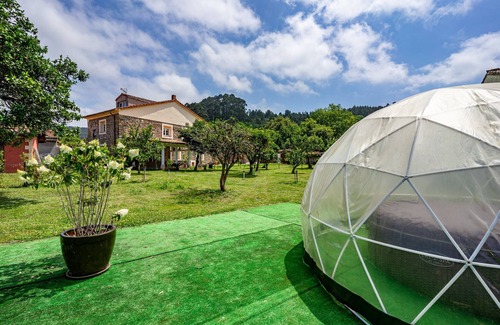 Novales House | Holiday Home 'La Casuca Del Músico' with Mountain Views, Private Pool and Wi-Fi