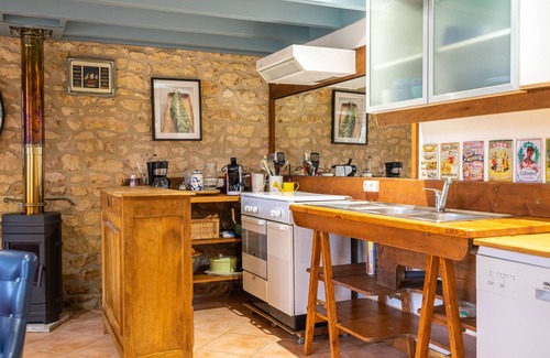 Gemozac House | Holiday Home 'La Source - Gîtes De La Tournerie' with Shared Pool, Shared Garden and Wi-Fi