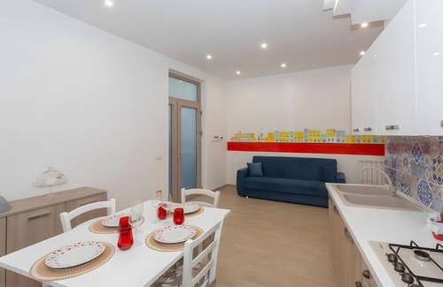 San Lazzaro House | Holiday Home 'La Via Delle Stelle' with Mountain View, Wi-Fi and Air Conditioning