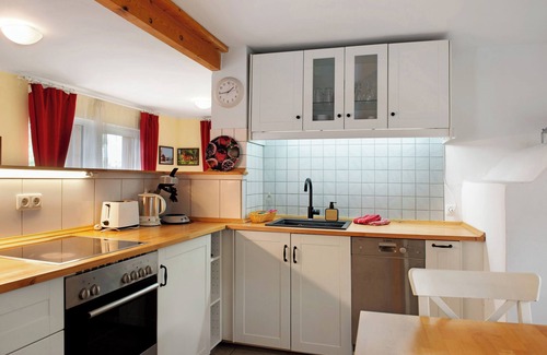 Illmensee House | Holiday Home 'Landhüsli Illmensee' with Shared Garden and Wi-Fi