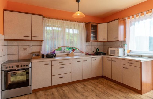 Cerklje ob Krki Apartment | Holiday Home Lanita with Two Bedrooms & Terrace