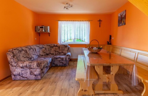 Cerklje ob Krki Apartment | Holiday Home Lanita with Two Bedrooms & Terrace