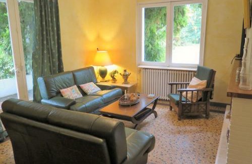 Saint-Julien-en-Born House | Holiday Home Le Belon by Interhome