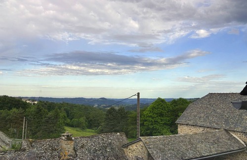 Le Nayrac House | Holiday Home 'Le Chant Du Grillon' with Wi-Fi