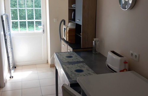 Matignon House | Holiday Home 'Le Clos Nalet' with Shared Garden