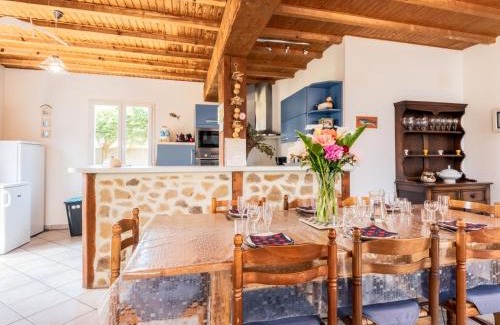 Hauteville-sur-Mer House | Holiday Home Les Mouettes by Interhome