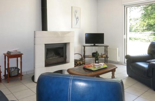 Le Tronchet House | Holiday Home Le Petit Maître by Interhome