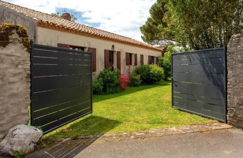 Les Moutiers-en-Retz House | Holiday Home Le Pré Vincent by Interhome