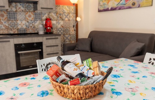 Porticello House | Holiday Home 'Leondoro - Pirandello' with Balcony & Wi-Fi