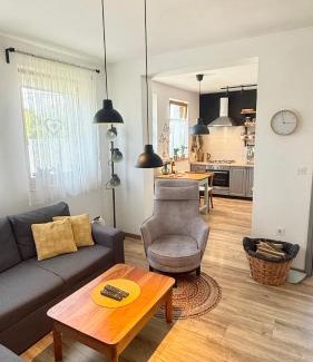 Cacinci House | Holiday Home Little House on Papuk