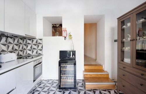 Vila do Conde House | Holiday Home 'Lidador House' with Private Terrace, Private Garden and Wi-Fi