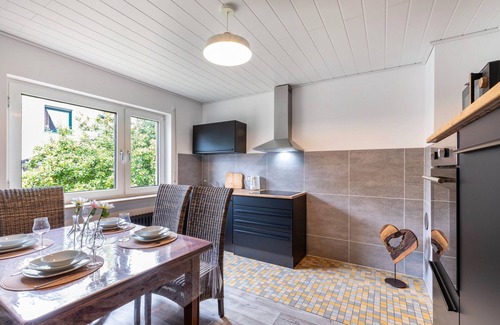 Seesbach House | Holiday Home 'Liebe' with Shared Garden, Balcony and Wi-Fi