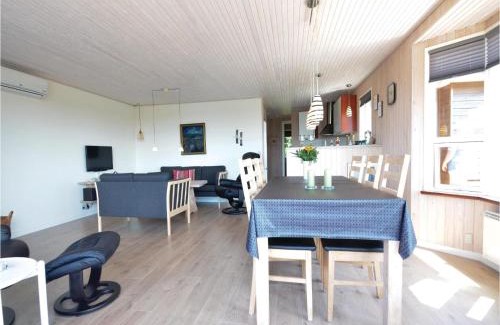 Skyum House | Holiday Home Limfjordsvangen Snedsted X
