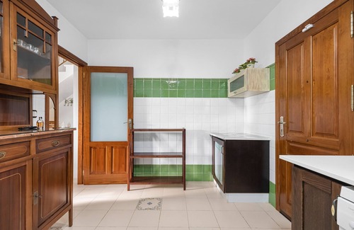 Orihuela House | Holiday Home 'Lo Colorao' with Mountain View, Wi-Fi and Air Conditioning