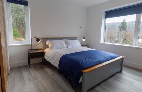 Balnain House | Holiday Home Loch View by Interhome
