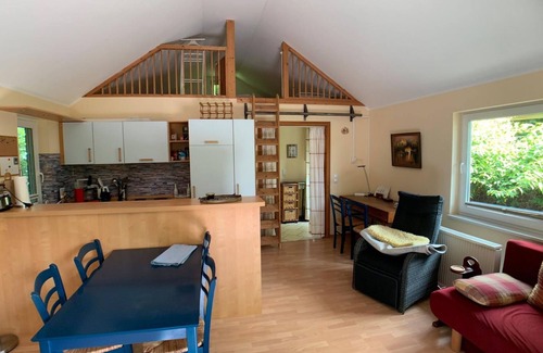 Marne House | Holiday Home 'Loubier Marne' with Private Terrace, Private Garden and Wi-Fi