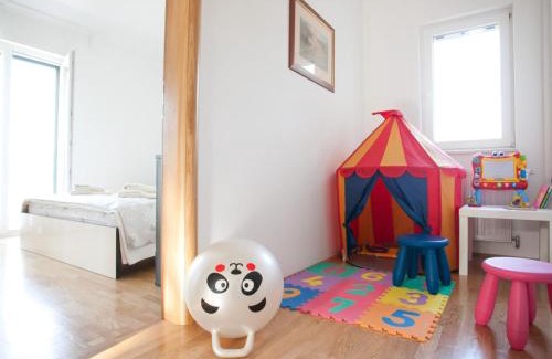 Kamenmost House | Holiday Home Luna by Interhome