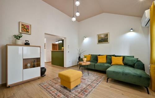 Grabrovnik House | Holiday home Luria Hill