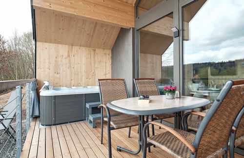 Bad Saulgau Ski Chalet | Holiday Home 'Luxus Chalet Mit Whirlpool, Nr 7a' with Sea View, Wi-Fi and Air Conditioning