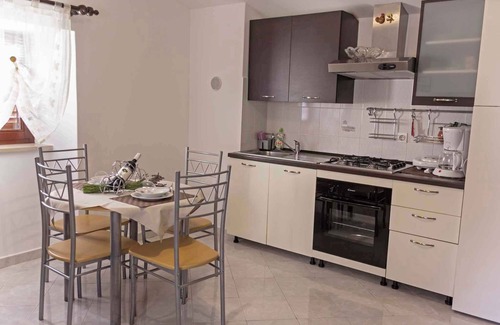 Mosenice House | Holiday home mit Terrasse und Meerblick