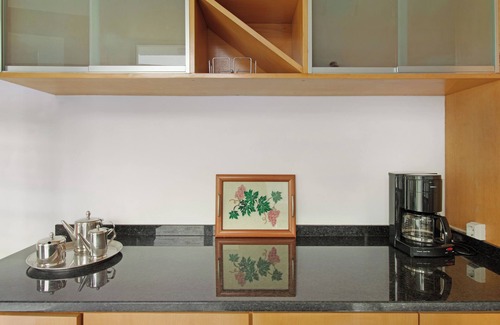Campanario House | Holiday Home Madeira Villa Liliana with Sea View, Terrace & Wi-Fi