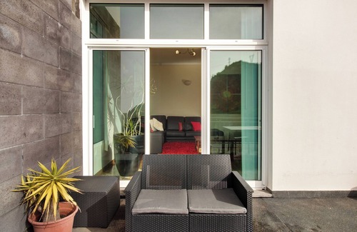 Campanario House | Holiday Home Madeira Villa Liliana with Sea View, Terrace & Wi-Fi
