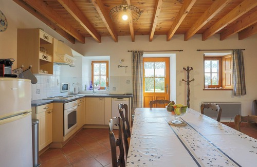 Hengoat House | Holiday Home 'Maison Bleue' with Private Garden, Balcony and Wi-Fi