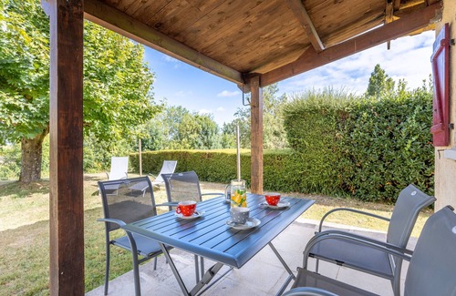Maille House | Holiday Home 'Maison De 2 À 4 Personnes' with Private Terrace, Private Garden and Wi-Fi