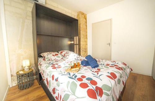 Castries House | Holiday Home Maison de Castries by Interhome