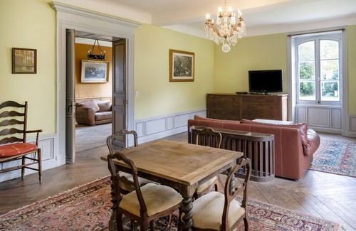 Ustaritz House | Holiday Home "Maison Etxeparea" with Wi-Fi