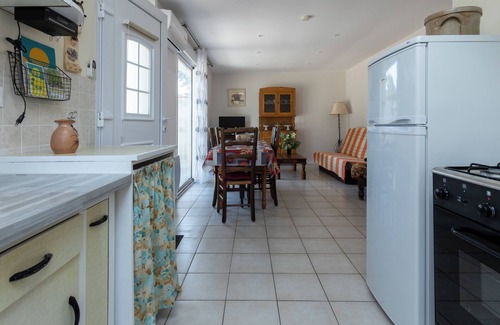 Soustons House | Holiday Home Maison Soustons close to the Sea with Terrace & A/C