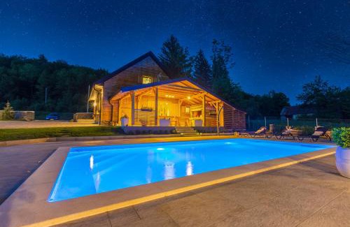 Gospic Ski Chalet | Holiday Home Mali Medo