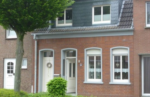Kevelaer Apartment | Holiday home MaRa. Comfortable Vacation Home