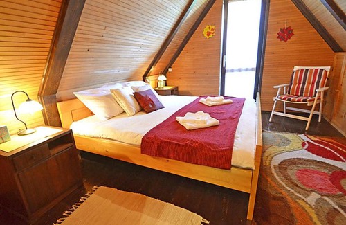 Lic House | Holiday Home Marta