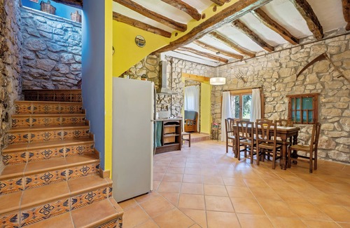 Flix House | Holiday Home 'Mas De Sisco' with Mountain View, Wi-Fi and Air Conditioning