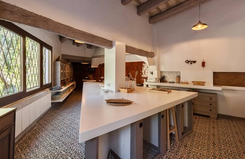 Tordera House | Holiday Home "Mas del Gall - Casa Nova" with Mountain View, Pool, Garden & Wi-Fi