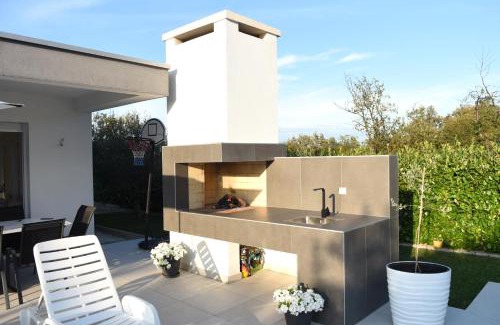 Trn House | Holiday Home Maslina