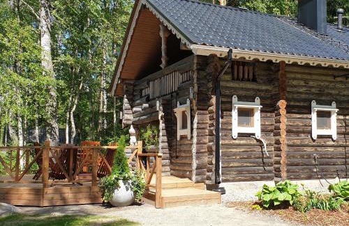 Tohmajarvi House | Holiday Home Matruusin majakka by Interhome