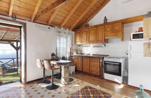 Puntagorda House | Holiday Home 'Media Pipa' with Sea View, Wi-Fi and Air Conditioning