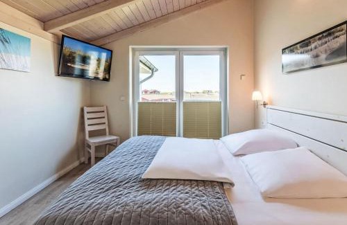 Dagebuell House | Holiday Home Meeresbrise by Interhome