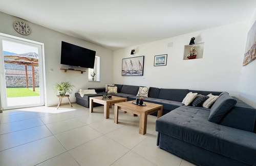 Srijane Villa | Holiday Home Mela