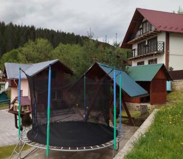Yaremche House | Holiday Home Melodiya Karpat
