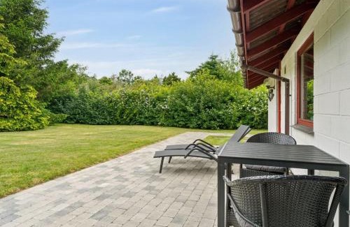 Kaldred House | Holiday Home Merita - 1-1km from the sea by Interhome