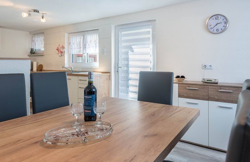 Goggingen House | Holiday Home 'Mina' with Wi-Fi