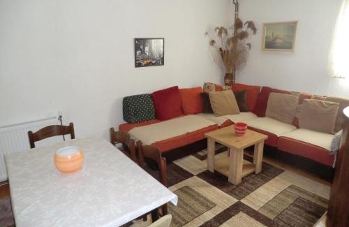 Kopaonik House | Holiday Home Minja